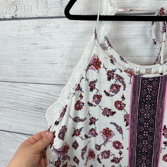 Maurices Plus Size White Floral Pink Sleeveless Lace Trim Summer Top Size 2X - Picture 3 of 7